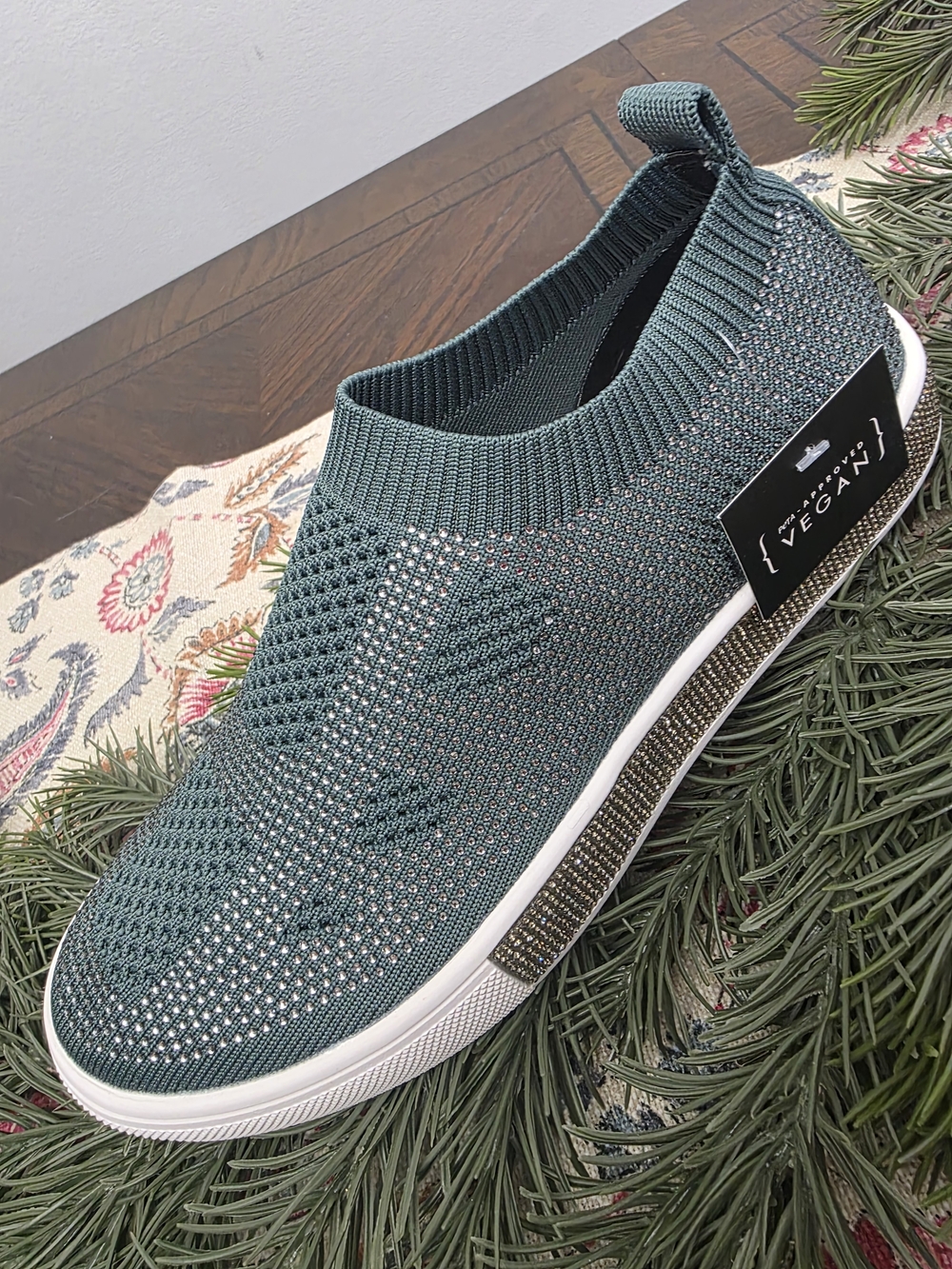 bernie mev. Women's Glamour Slip-on Sneakers in Pine